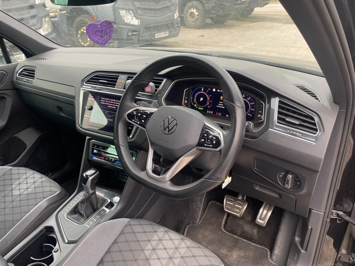 Used Volkswagen Tiguan 2023 for sale - 76121229: Photo 13