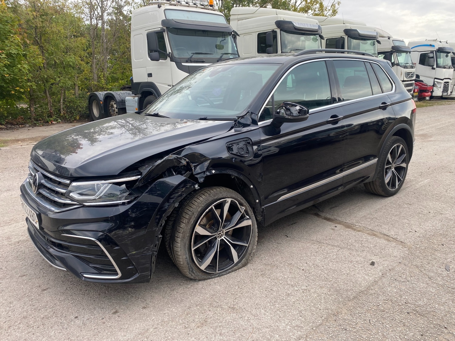 Used Volkswagen Tiguan 2023 for sale - 76121229: Photo 5