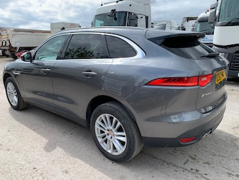 Used Jaguar F-Pace 2017 for sale - 78495814: Photo