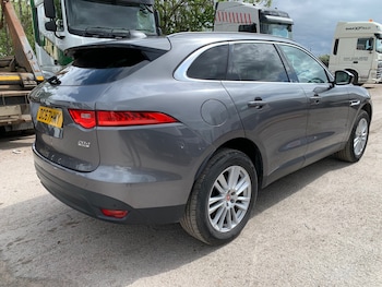 Used Jaguar F-Pace 2017 for sale - 78495814: Photo