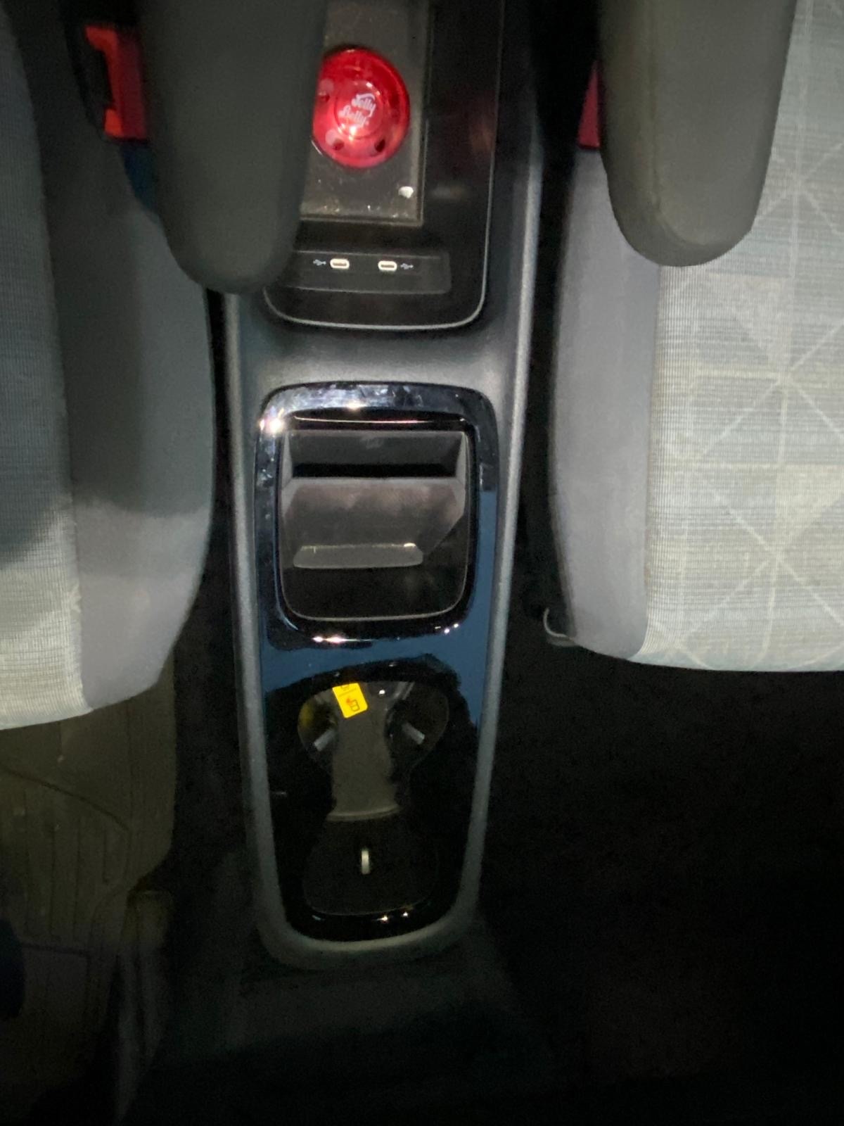 Used Volkswagen ID.3 2023 for sale - 76893089: Photo 10