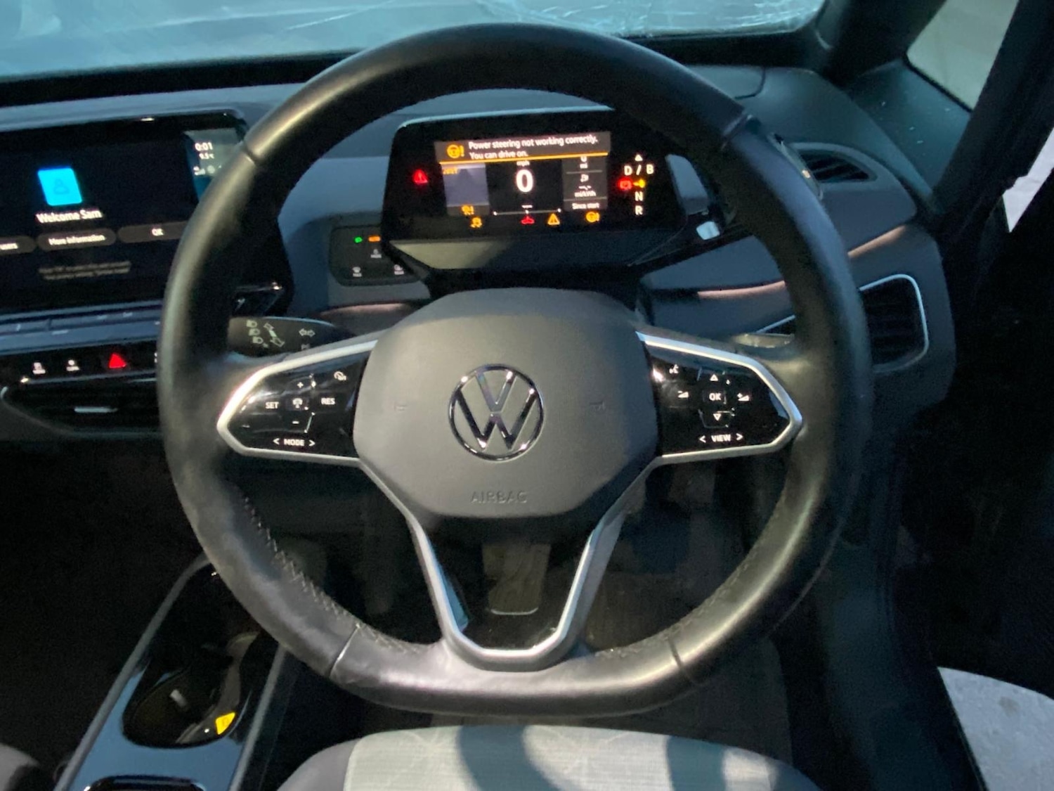 Used Volkswagen ID.3 2023 for sale - 76893089: Photo 8