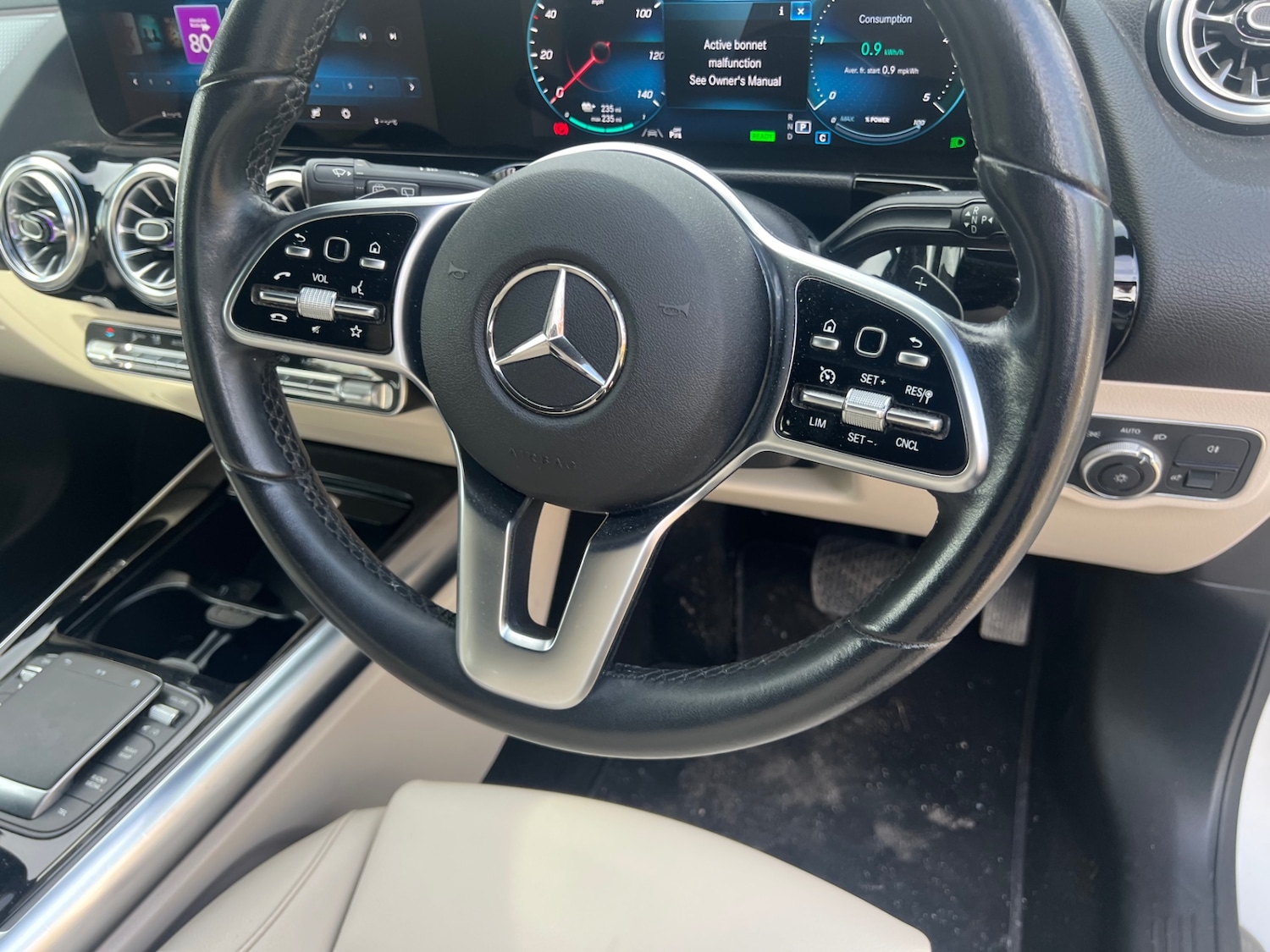 Used Mercedes-Benz EQA 2022 for sale - 76392528: Photo 10