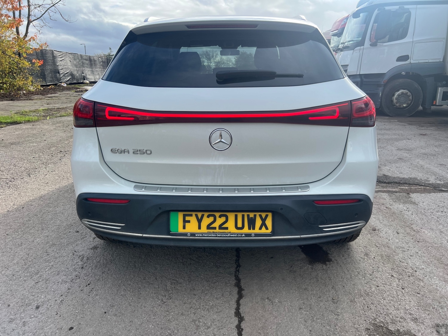 Used Mercedes-Benz EQA 2022 for sale - 76392528: Photo 4