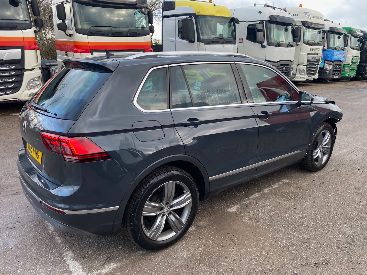 Used Volkswagen Tiguan 2018 for sale - 77487337: Photo 2