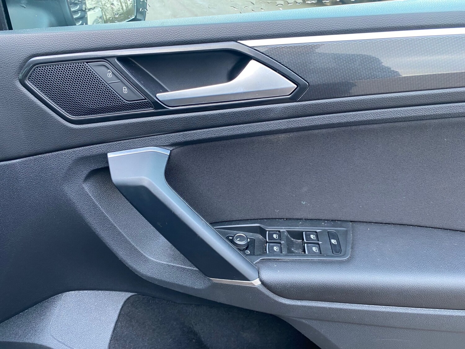 Used Volkswagen Tiguan 2018 for sale - 77487337: Photo 20