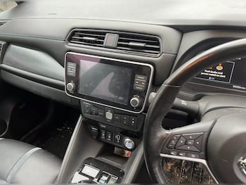Used Nissan Leaf 2019 for sale - 76127697: Photo 4