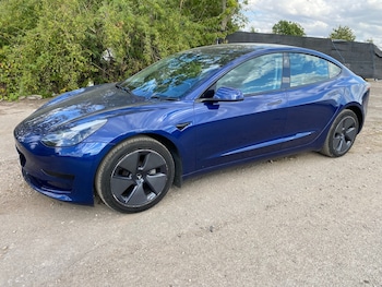 Used Tesla Model 3 2022 for sale - 79383698: Photo