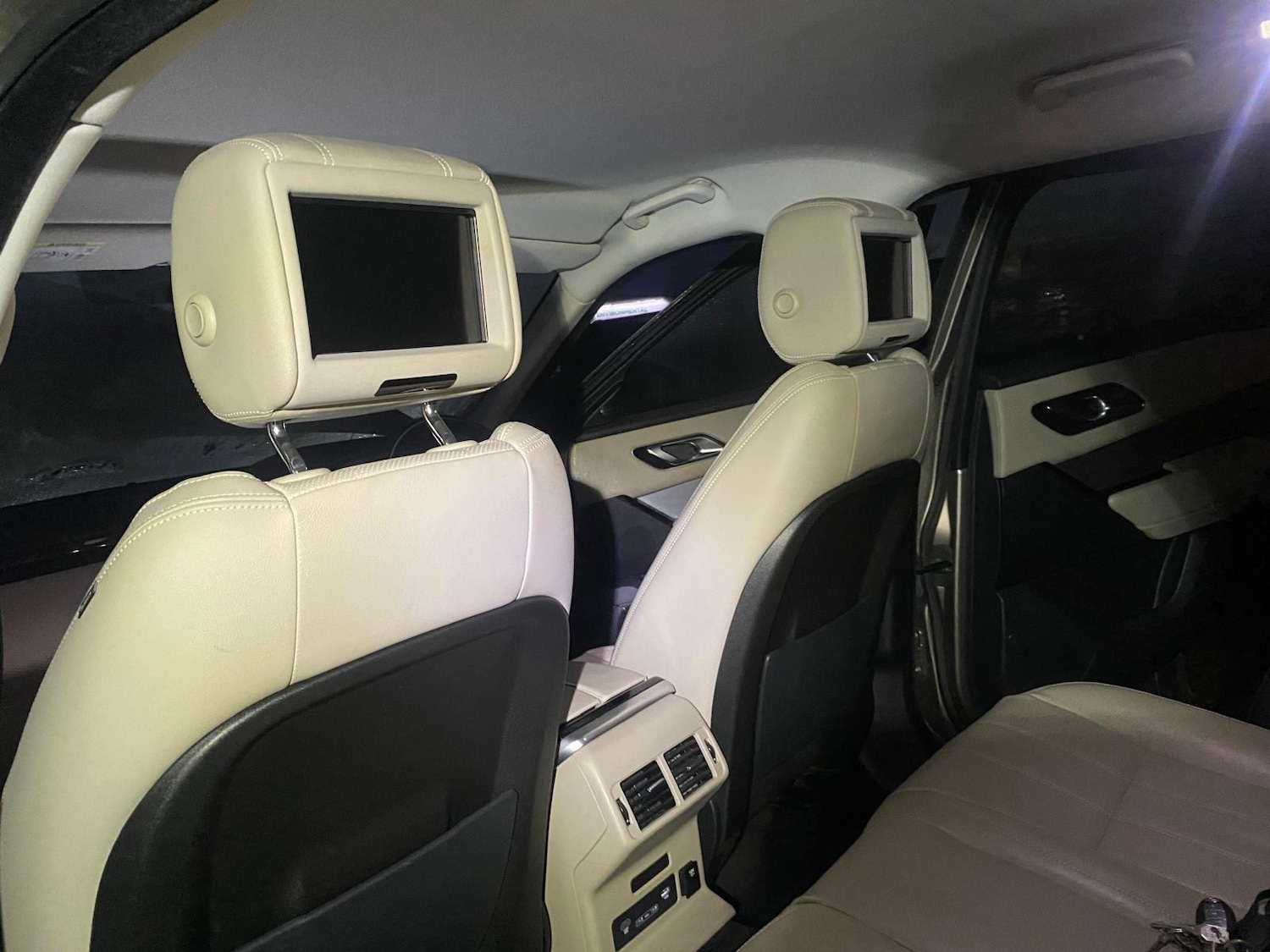 Used Land Rover Range Rover Velar 2018 for sale - 76488490: Photo 15