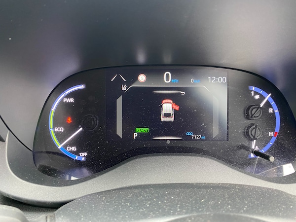 Used Toyota Yaris Cross 2022 for sale - 76156693: Photo 14