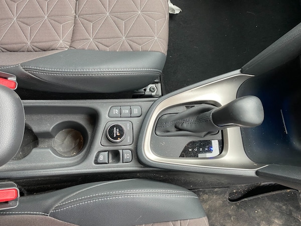 Used Toyota Yaris Cross 2022 for sale - 76156693: Photo 16