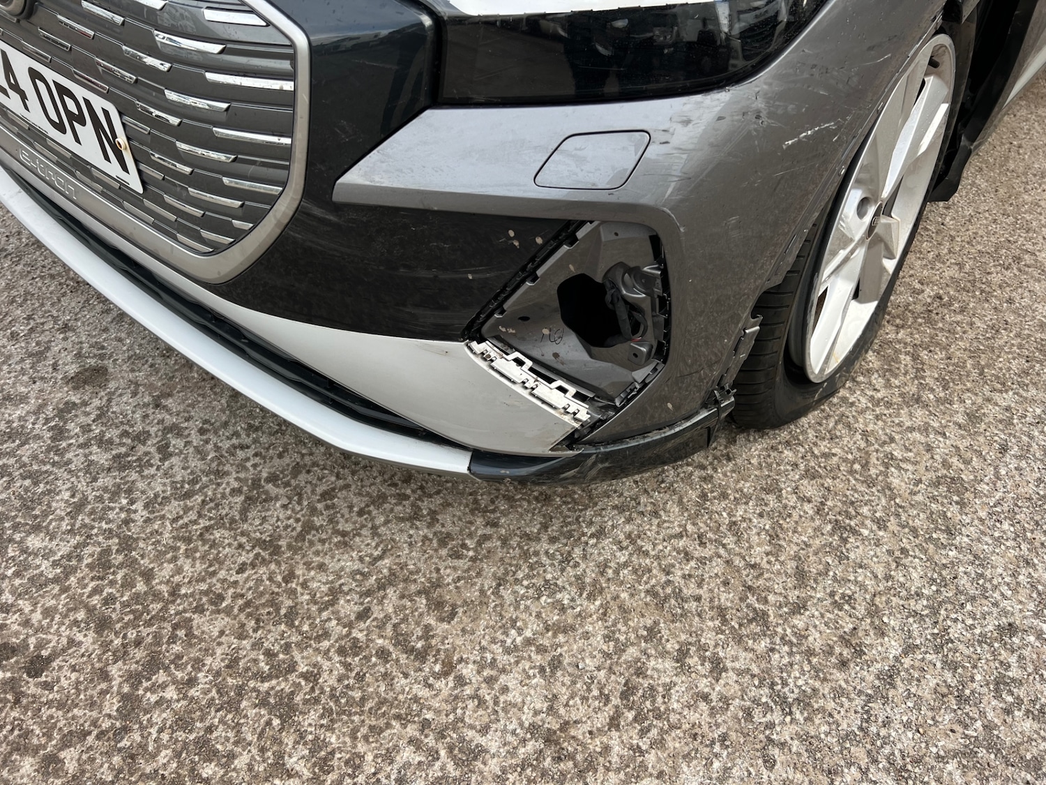 Used Audi Q4 e-tron 2024 for sale - 76557736: Photo 17