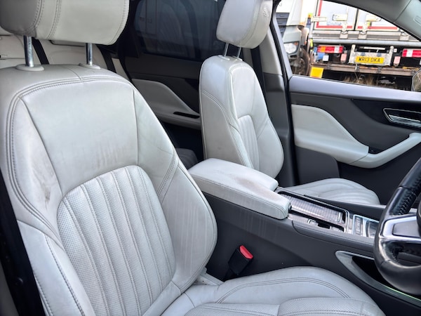 Used Jaguar F-Pace 2016 for sale - 73442709: Photo 7