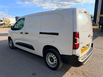Used Vauxhall Combo 2024 for sale - 79460462: Photo