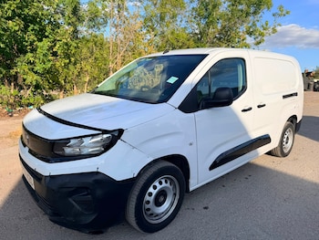 Used Vauxhall Combo 2024 for sale - 79460462: Photo