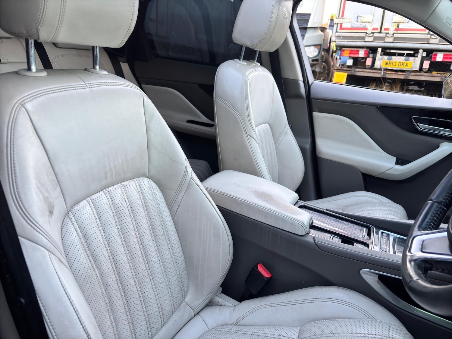 Used Jaguar F-Pace 2016 for sale - 77225487: Photo 5