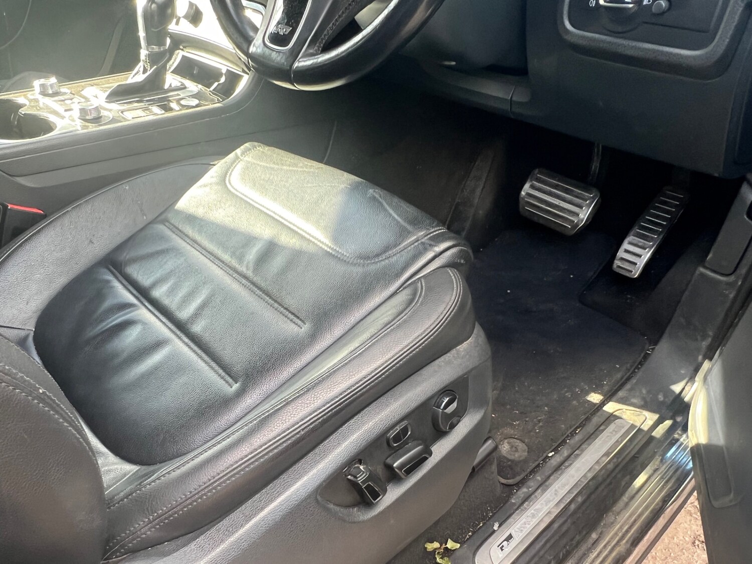 Used Volkswagen Touareg 2018 for sale - 75881992: Photo 14