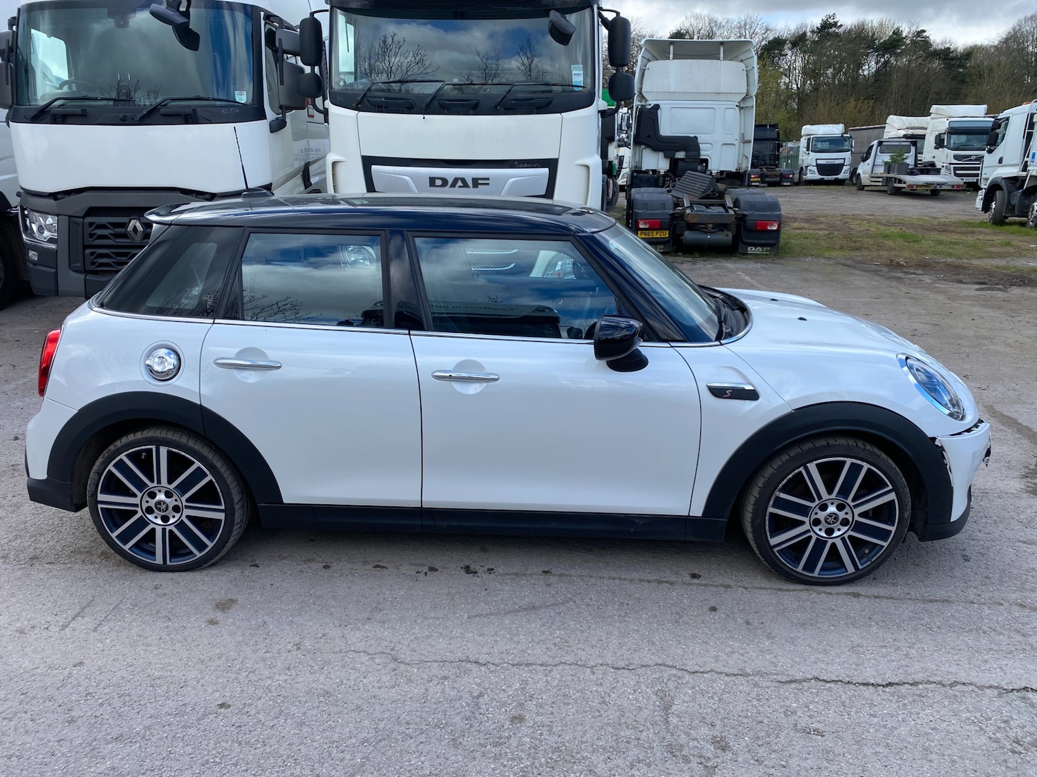 Used MINI Hatch 2023 for sale - 78064685: Photo 8