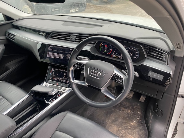 Used Audi e-tron 2020 for sale - 76263422: Photo 12