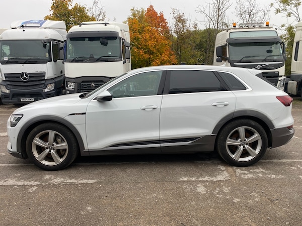 Used Audi e-tron 2020 for sale - 76263422: Photo 8
