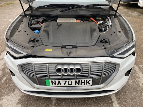 Used Audi e-tron 2020 for sale - 76263422: Photo 9