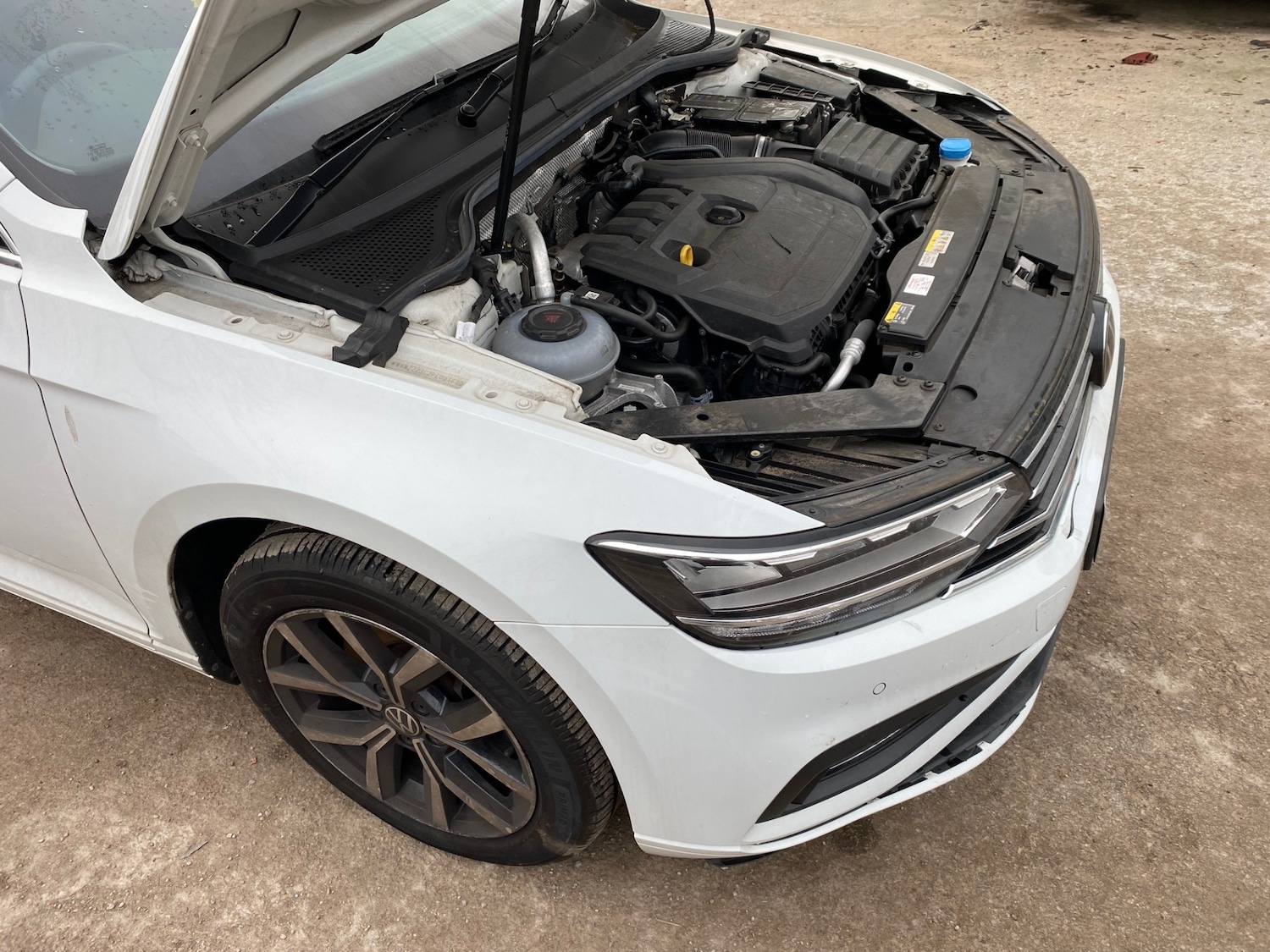 Used Volkswagen Passat 2023 for sale - 77069149: Photo 11