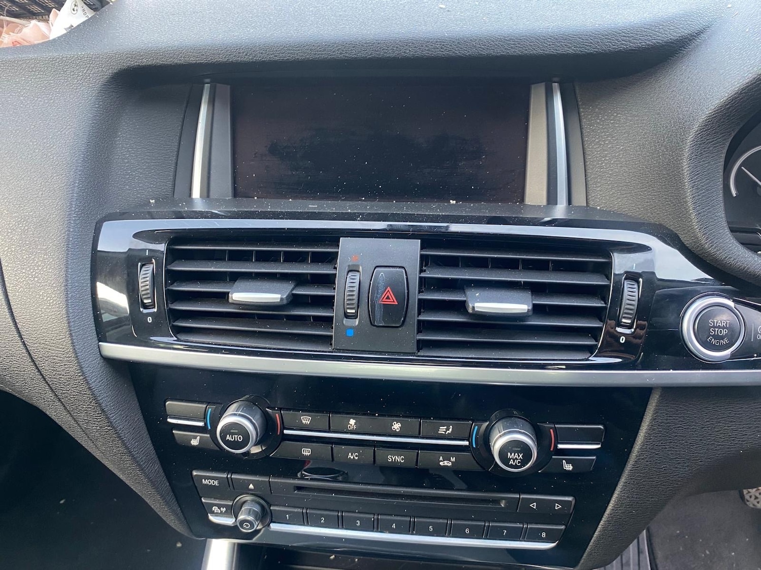 Used BMW X4 2017 for sale - 76879085: Photo 12