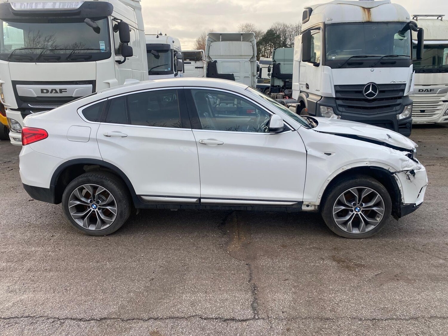 Used BMW X4 2017 for sale - 76879085: Photo 7