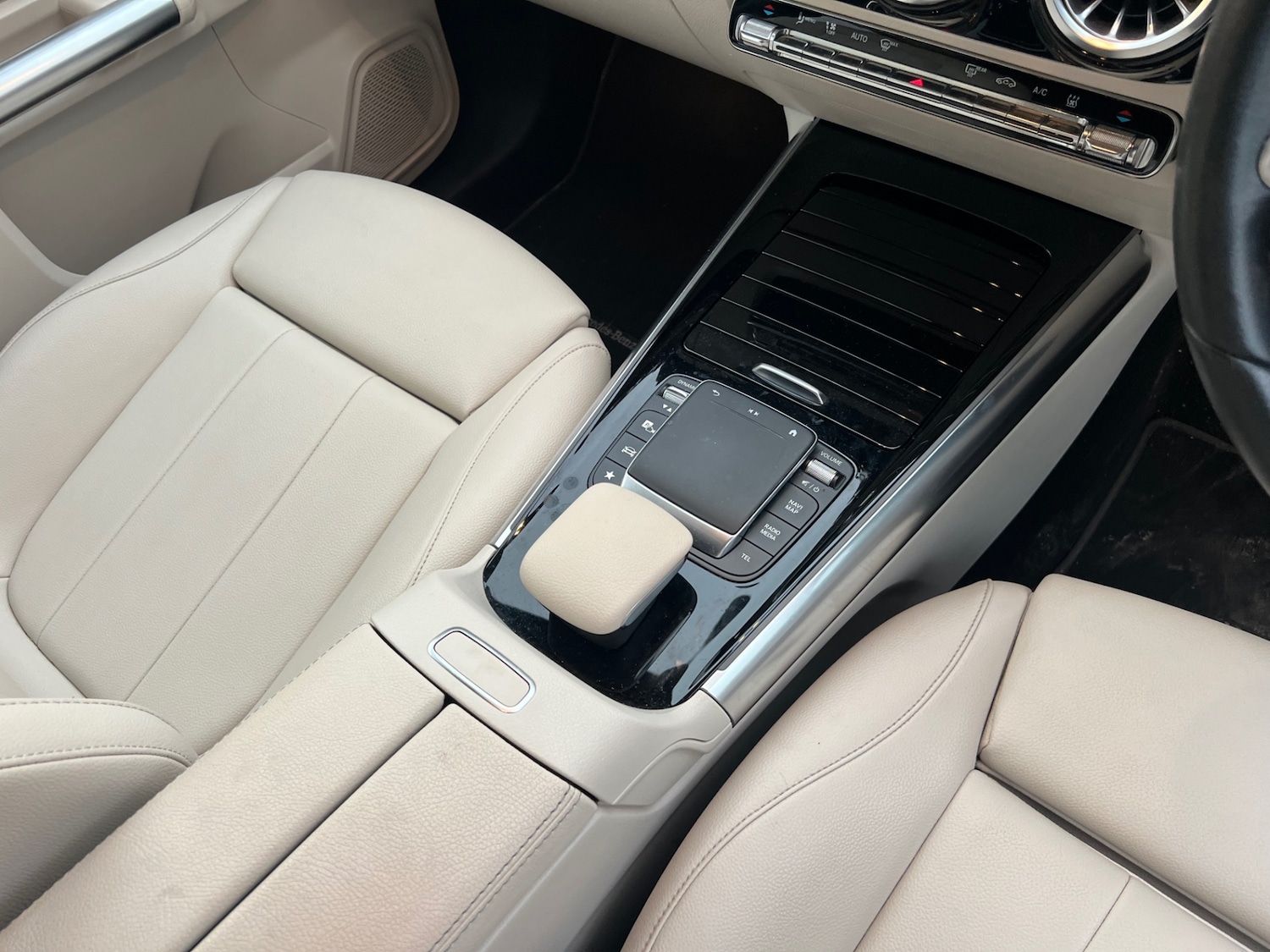 Used Mercedes-Benz EQA 2021 for sale - 76488511: Photo 8