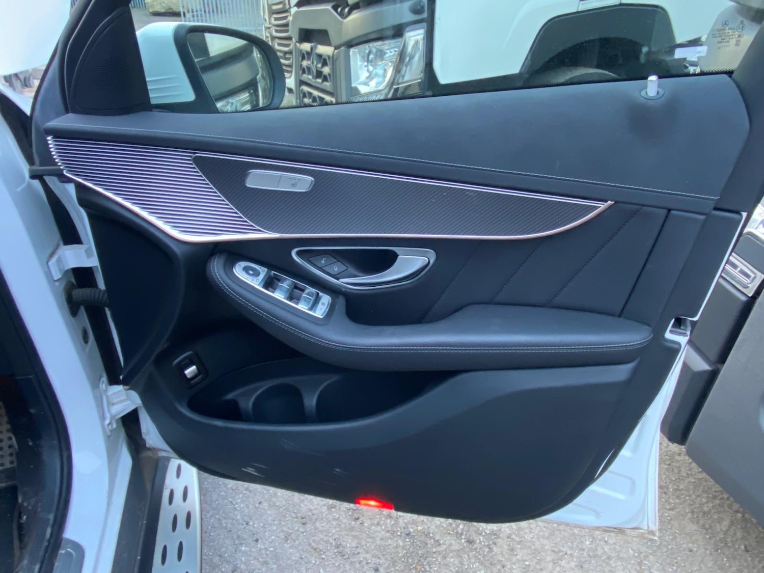 Used Mercedes-Benz EQC 2023 for sale - 77985128: Photo 13