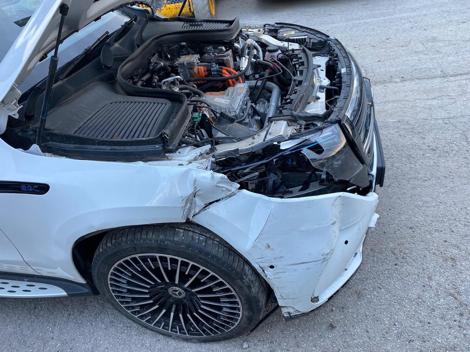 Used Mercedes-Benz EQC 2023 for sale - 77985128: Photo 19