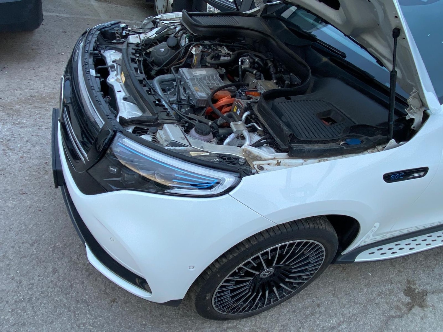 Used Mercedes-Benz EQC 2023 for sale - 77985128: Photo 20