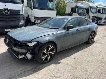 2020 (70) - 2.0 T8 Recharge PHEV R DESIGN 4dr AWD Auto