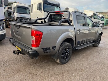 Used Nissan Navara 2021 for sale - 76837574: Photo