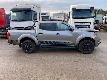 Used Nissan Navara 2021 for sale - 76837574: Photo