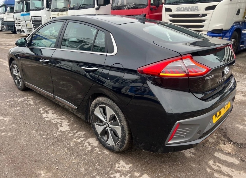 Used Hyundai IONIQ 2017 for sale - 76931736: Photo 4