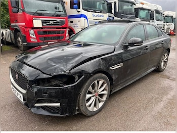 Used Jaguar XF 2016 for sale - 76127521: Photo 2
