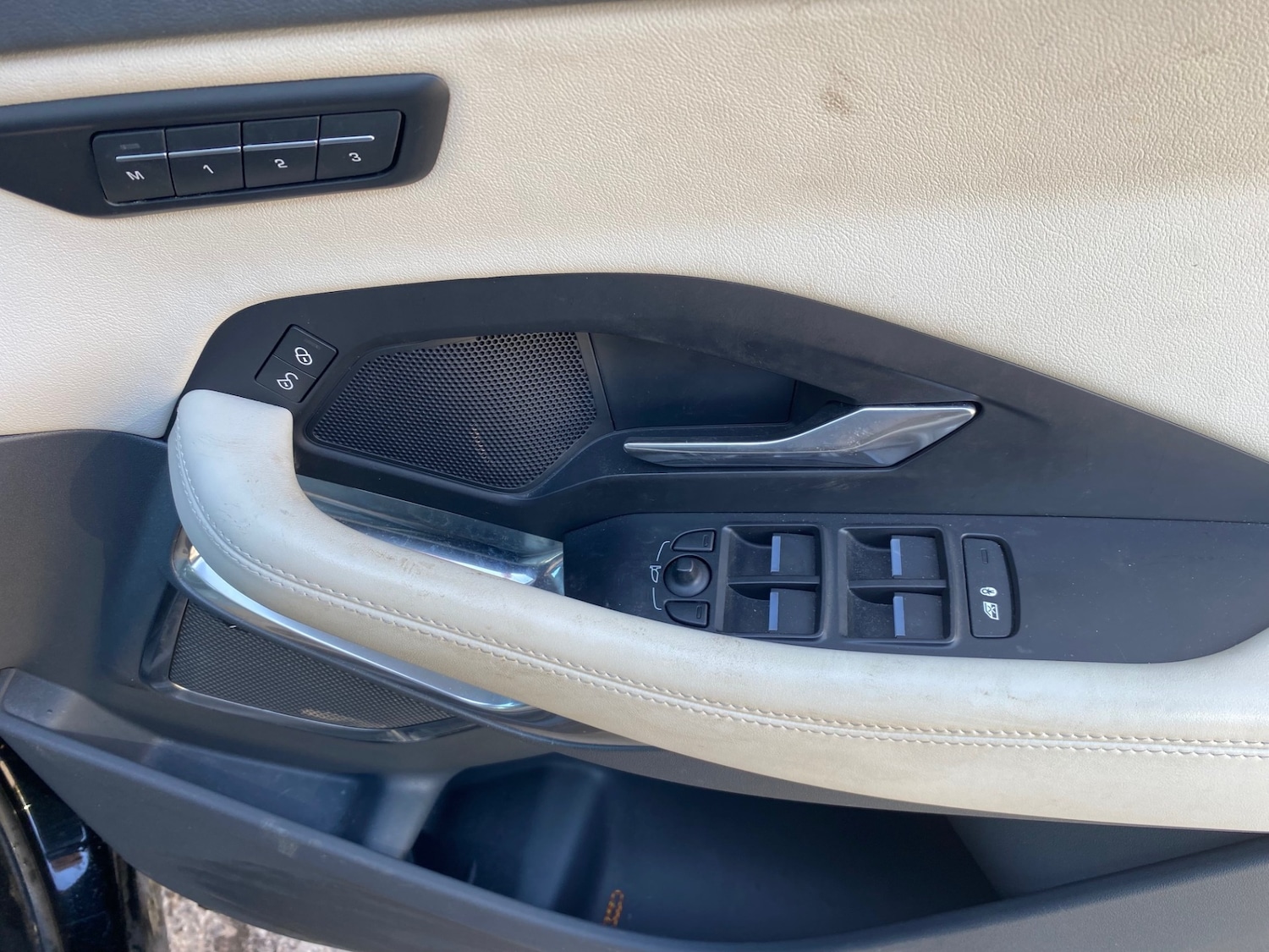 Used Jaguar E-Pace 2019 for sale - 77663751: Photo 19