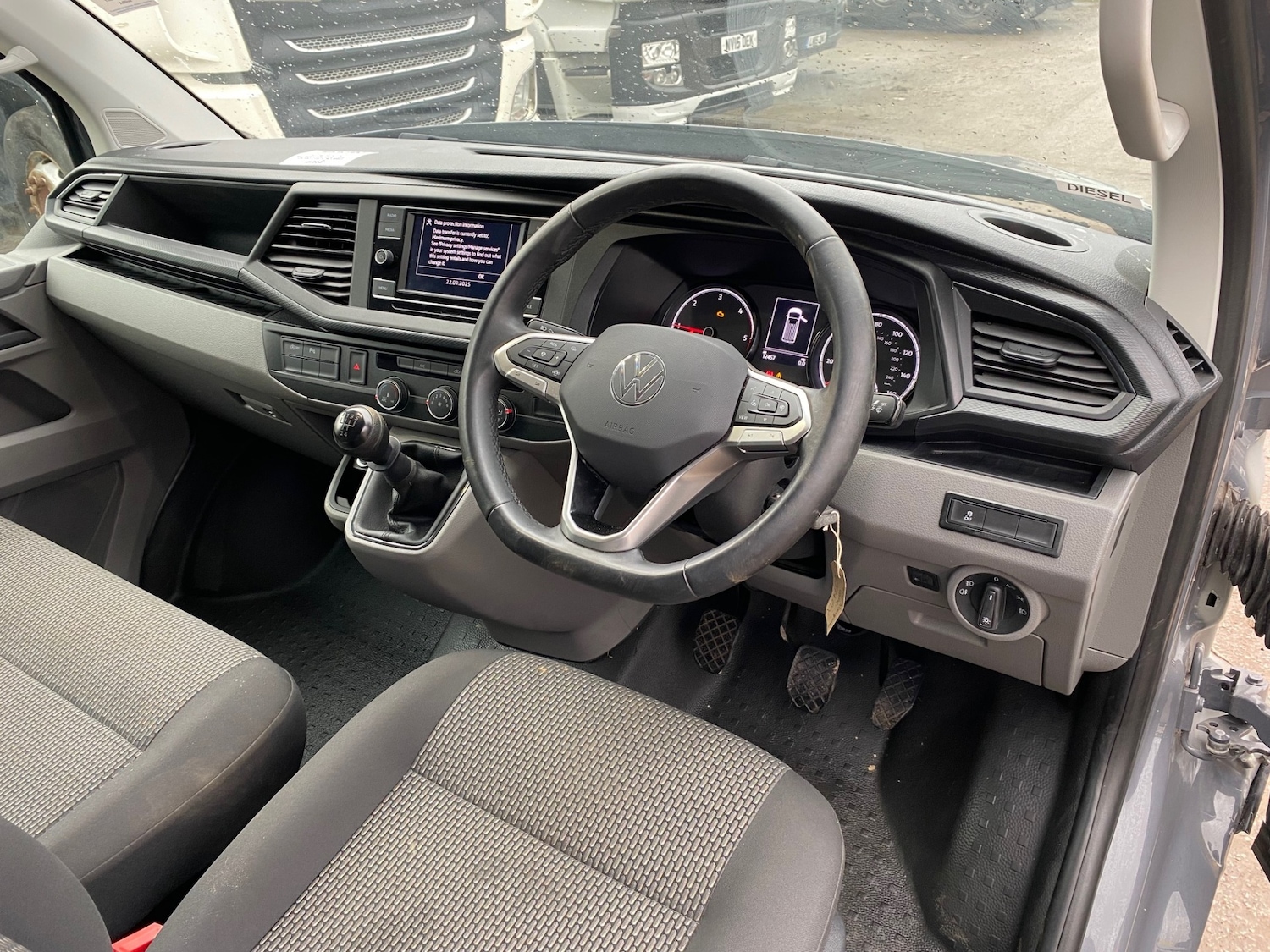 Used Volkswagen Transporter 2024 for sale - 77490132: Photo 14