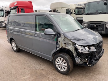 Used Volkswagen Transporter 2024 for sale - 77490132: Photo