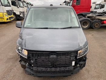 Used Volkswagen Transporter 2024 for sale - 77490132: Photo
