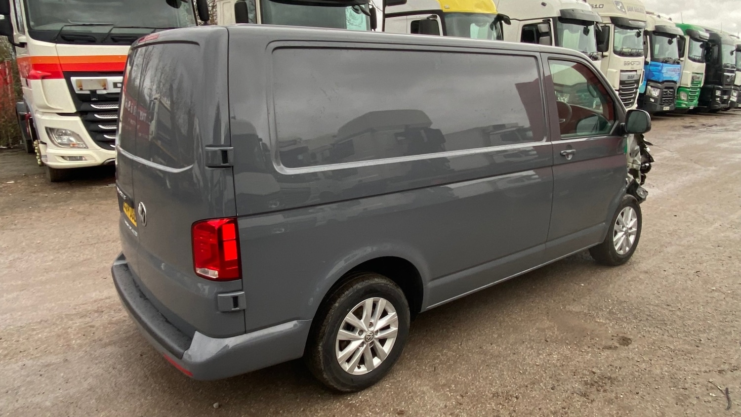 Used Volkswagen Transporter 2024 for sale - 77490132: Photo 8