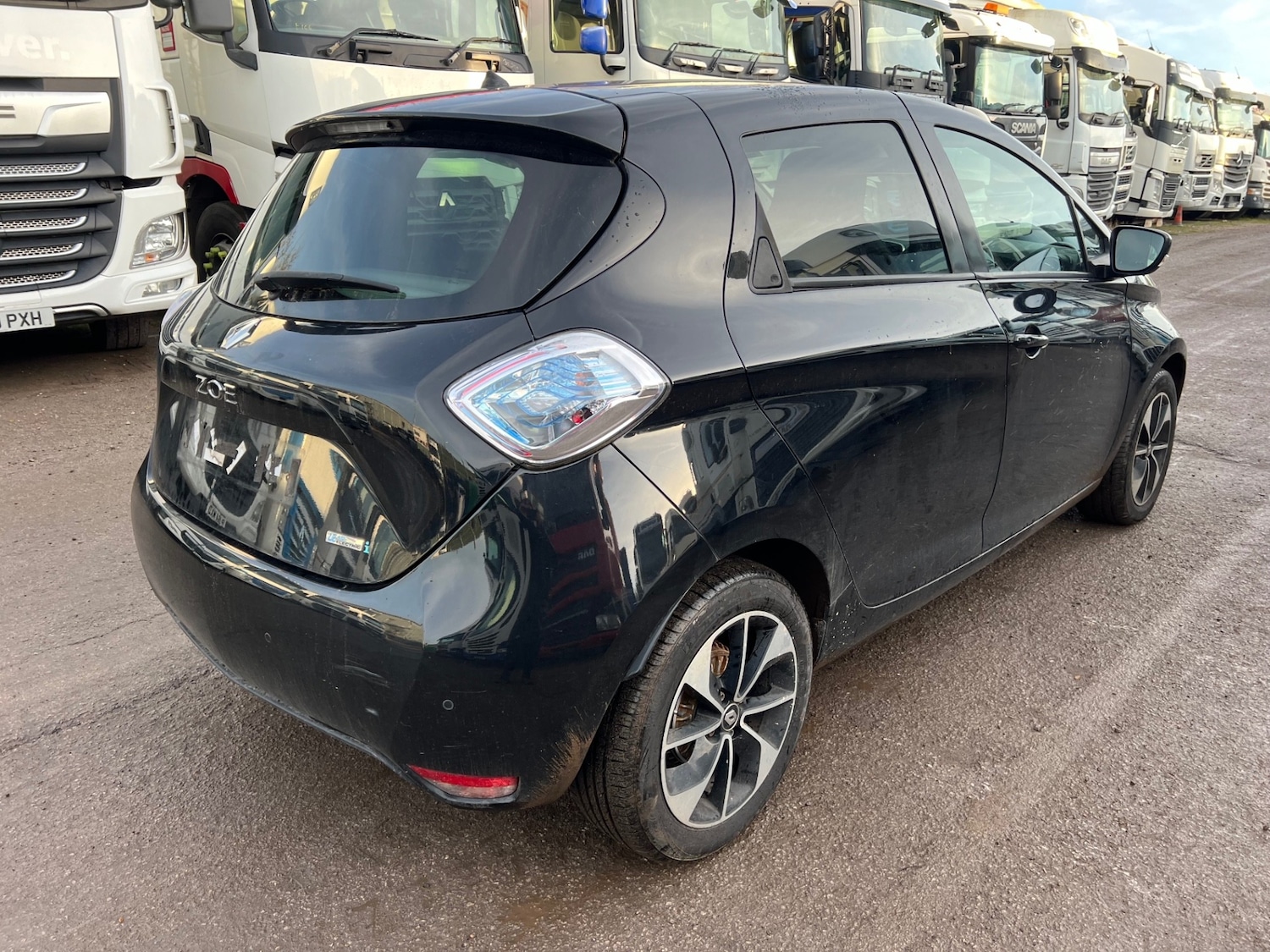 Used Renault Zoe 2018 for sale - 76847666: Photo 3