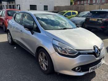 Used Renault Clio 2016 for sale - 74840551: Photo