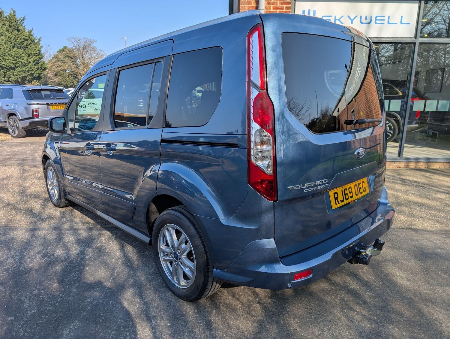 Used Ford Tourneo Connect 2020 for sale - 77769046: Photo 3