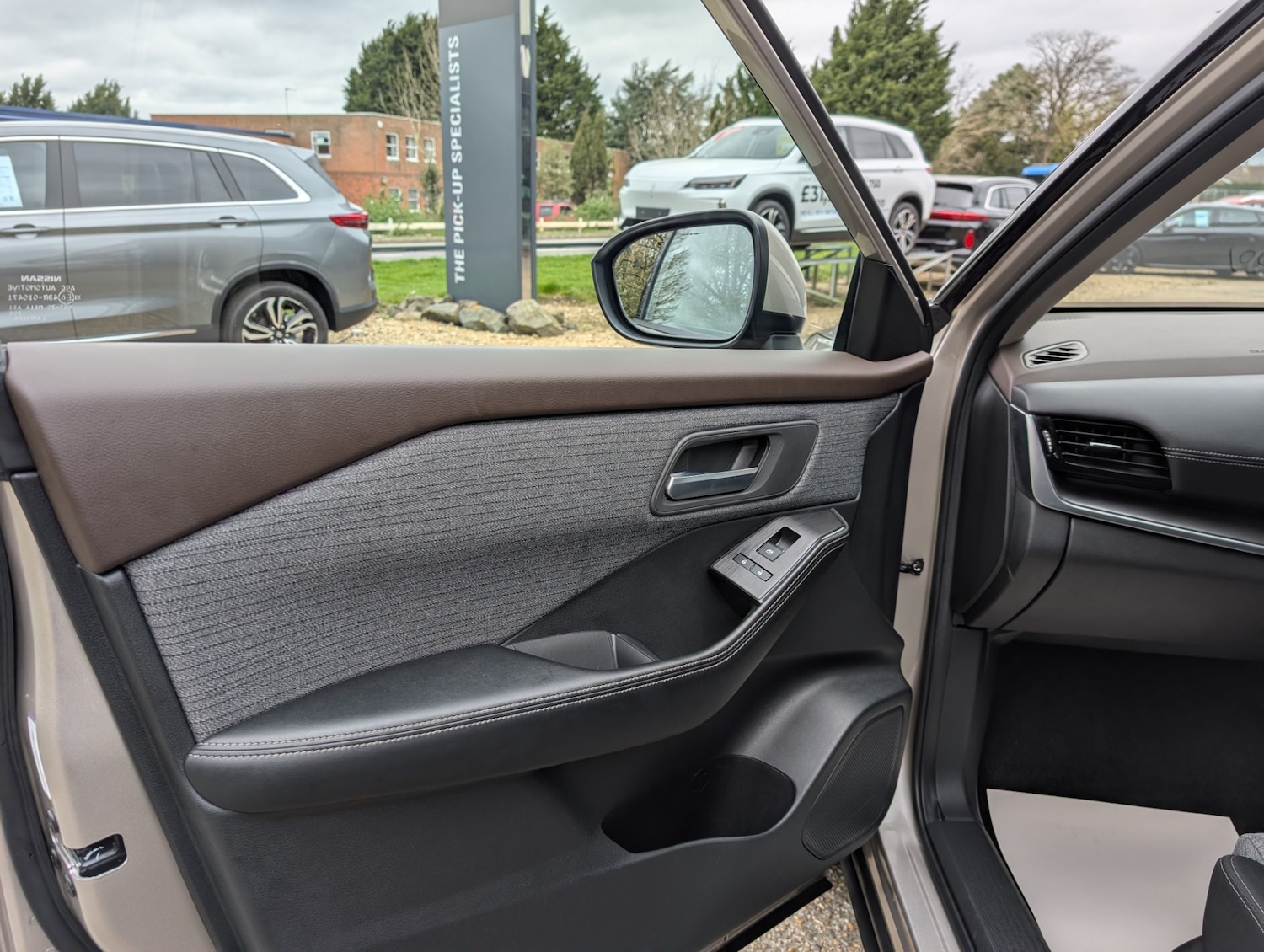 Used Nissan X-Trail 2024 for sale - 78198045: Photo 24