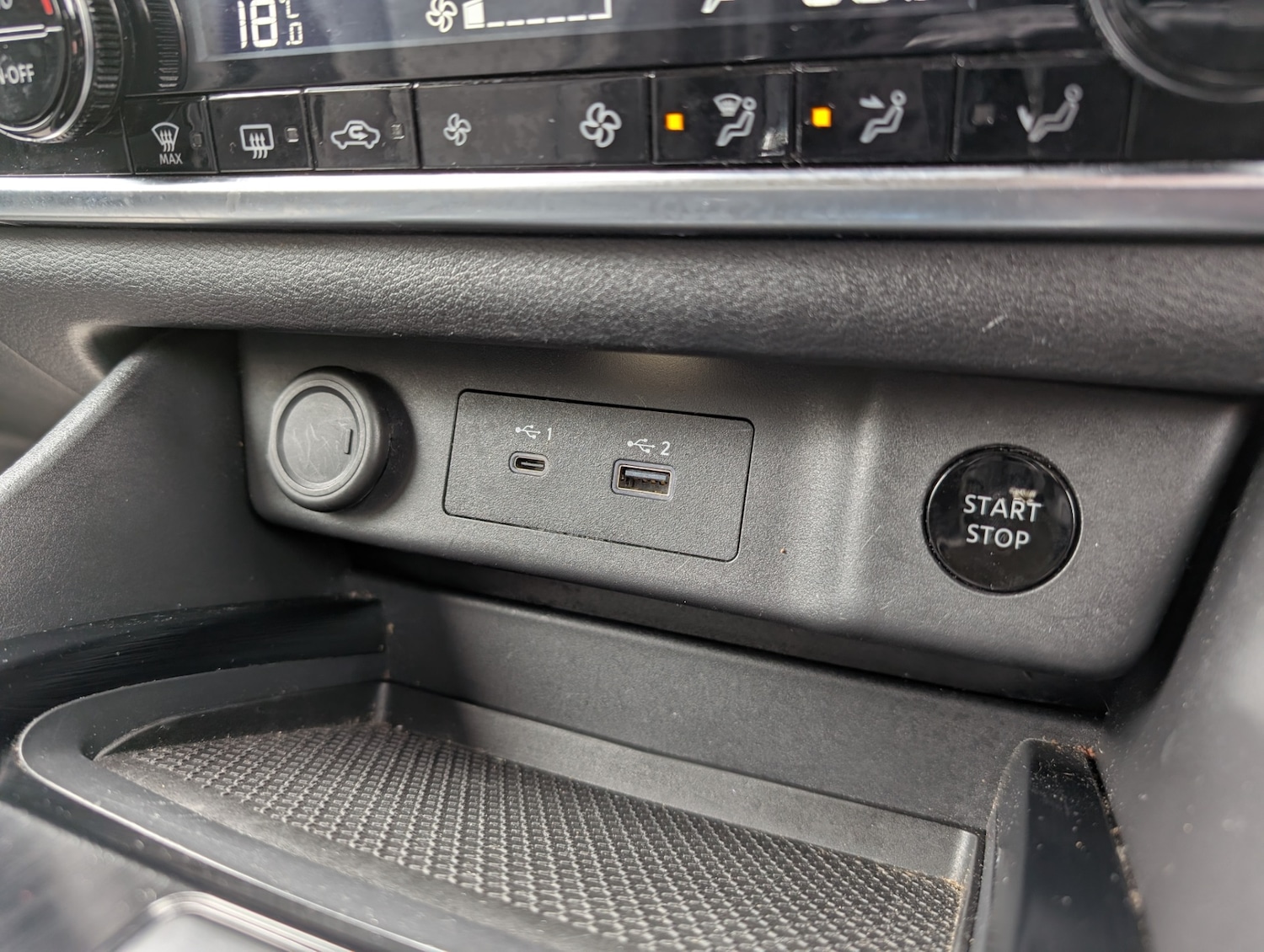 Used Nissan X-Trail 2024 for sale - 78198045: Photo 30