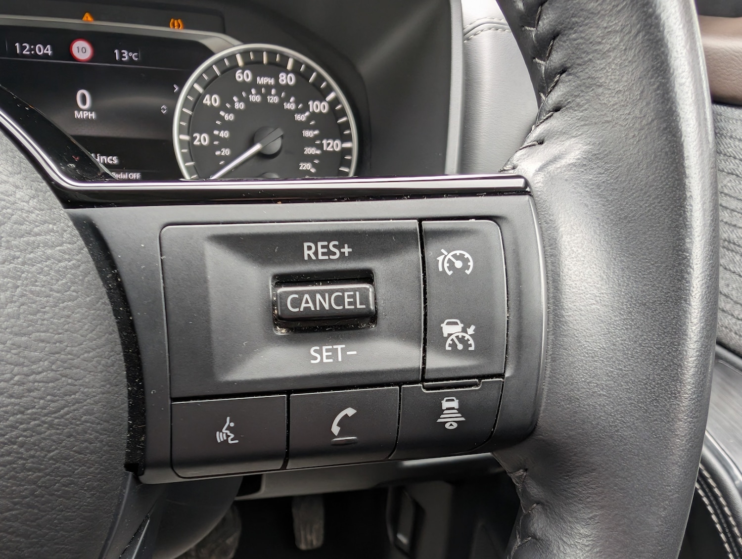 Used Nissan X-Trail 2024 for sale - 78198045: Photo 34