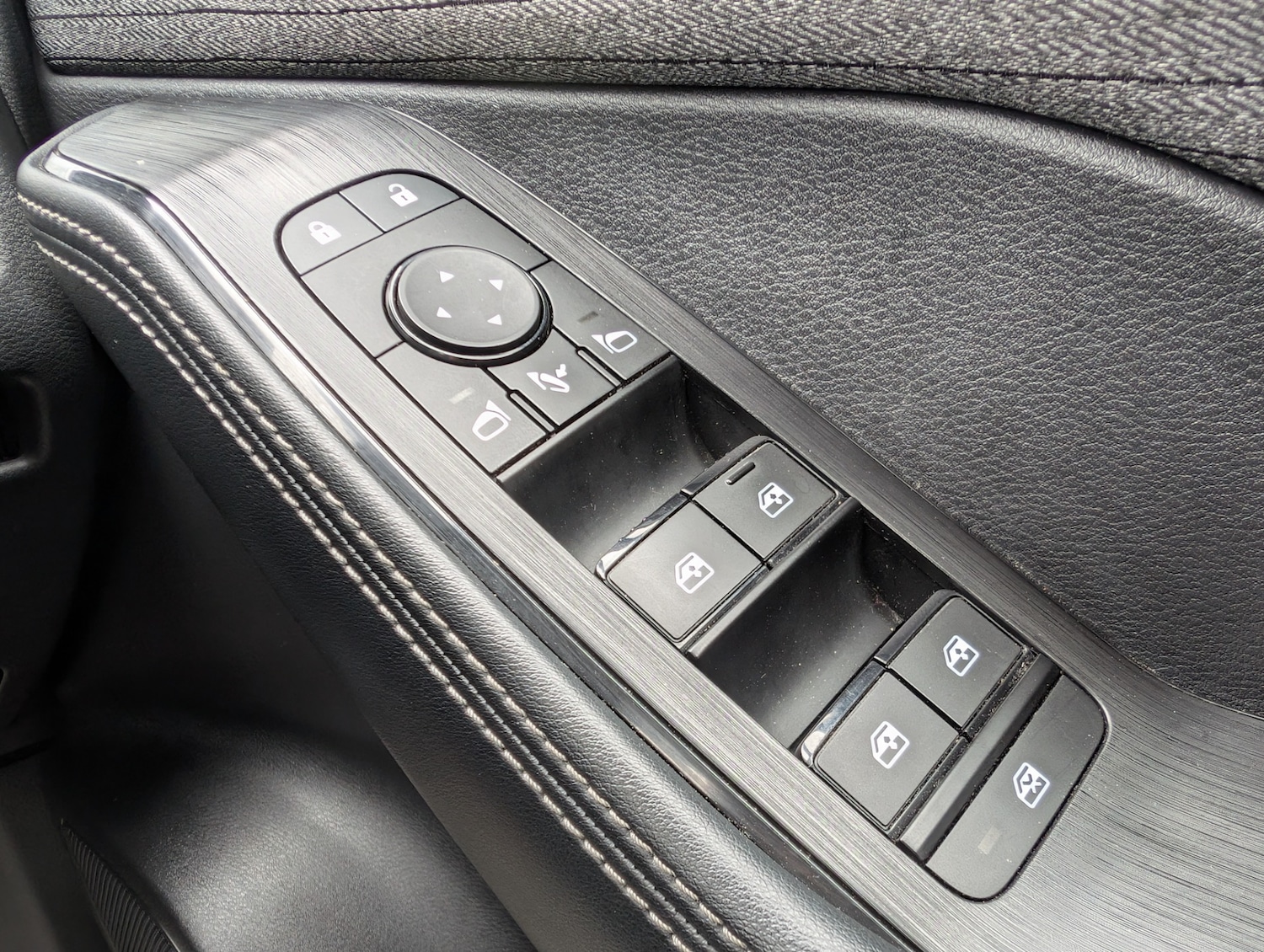 Used Nissan X-Trail 2024 for sale - 78198045: Photo 35