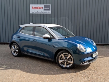 (75) - 48kWh PURE Hatchback 5dr Electric Auto (171 ps)